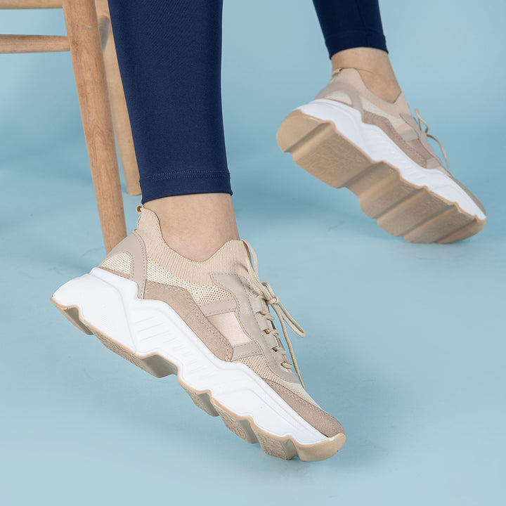 Bever Kadın Triko Desenli Beyaz Krem Spor Ayakkabı